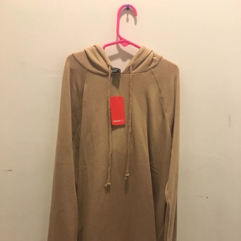 Forever 21 Women’s Hoodie/ Sweater Size S